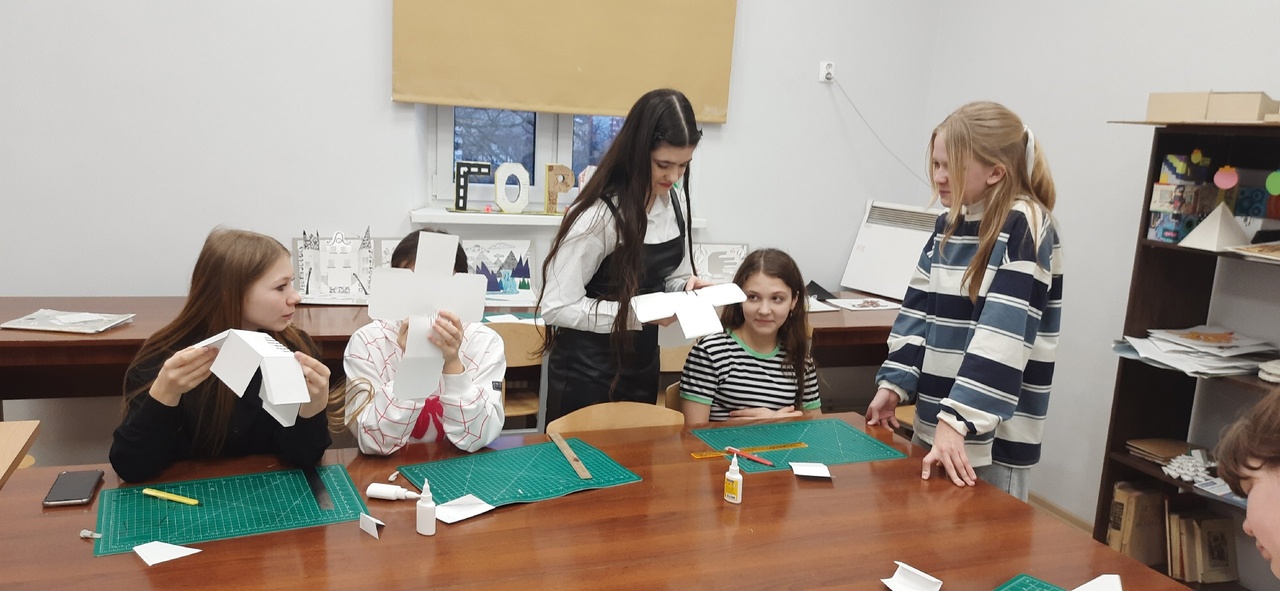 Мастер-класс по дизайну прошел 4 марта в рамках акции «Дети — детям»